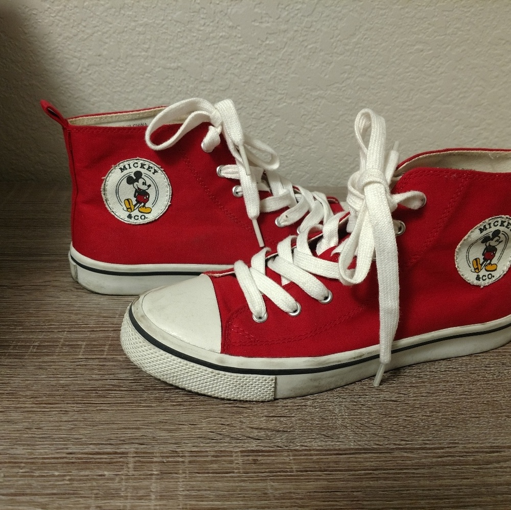 Mickey Mouse red high tops